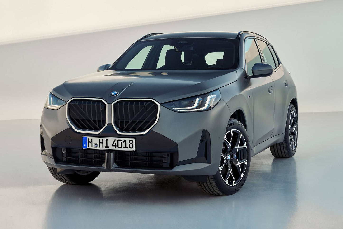 2025 BMW X3 30 xDrive 4dr SUV AWD (2.0L 4cyl Turbo gas/electric mild hybrid 8A)