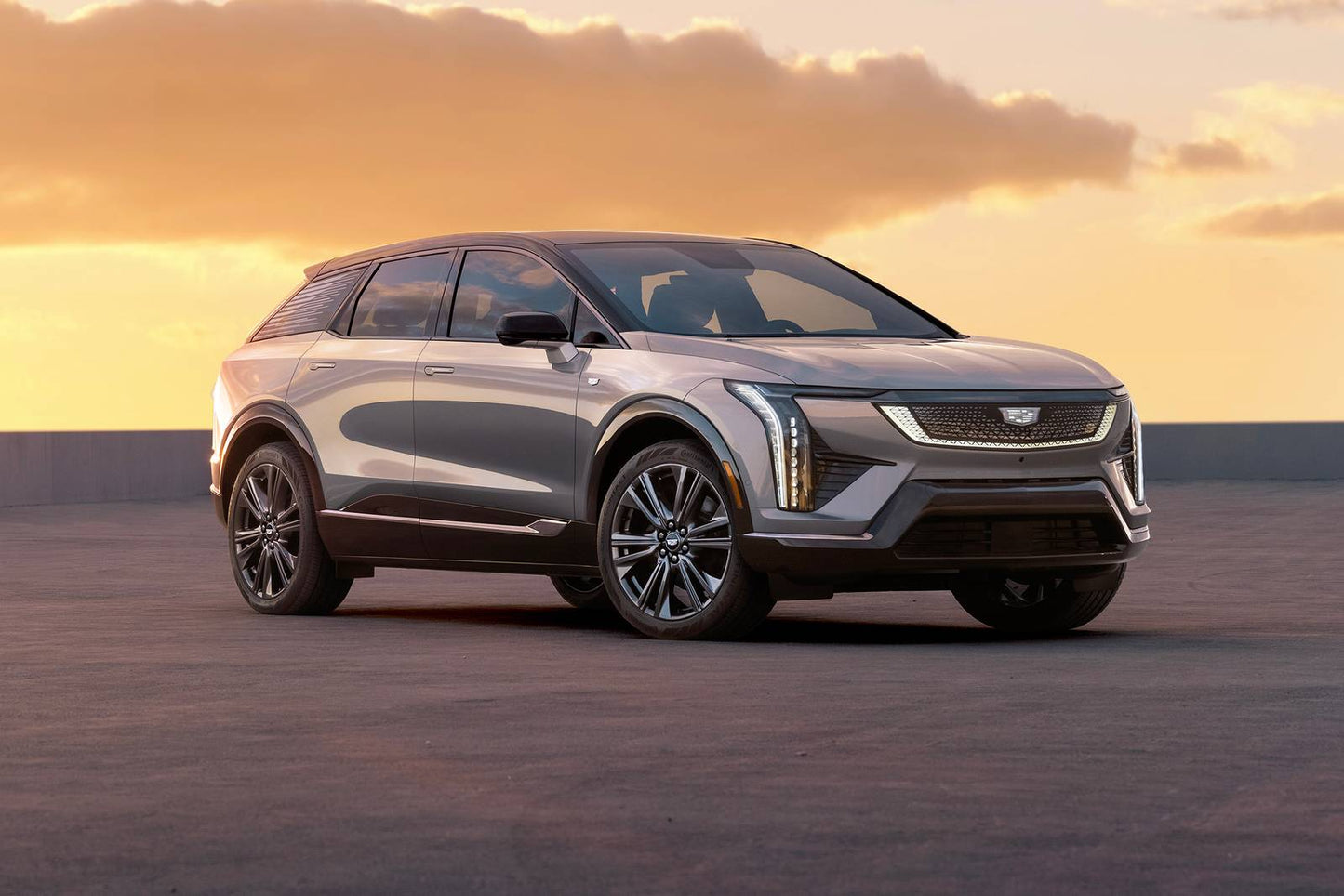 2025 Cadillac OPTIQ Sport 2 4dr SUV AWD (electric DD)