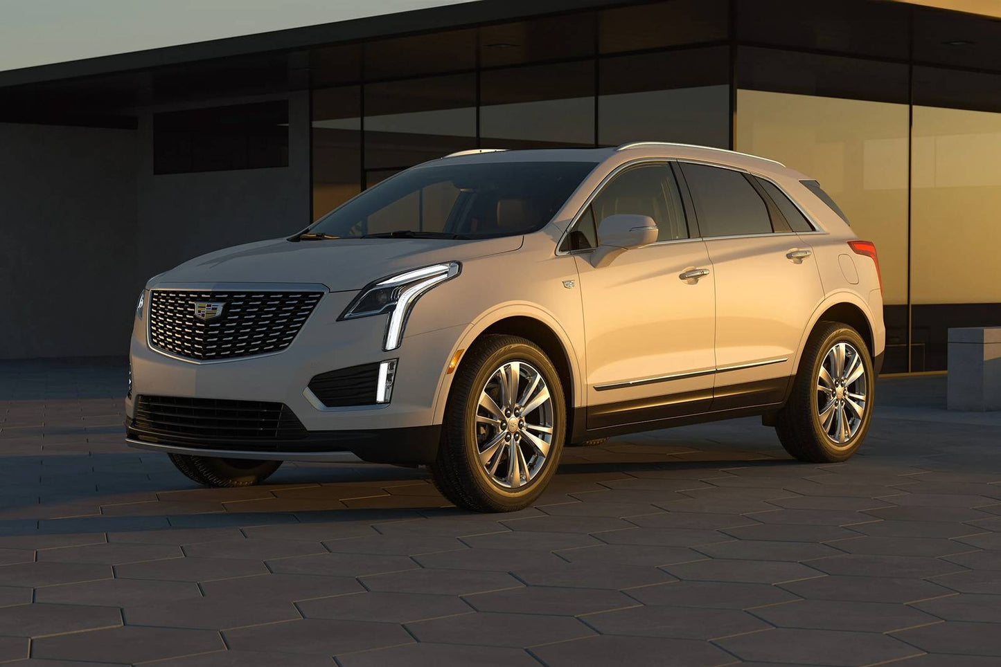 2025 Cadillac XT5 Luxury 4dr SUV AWD (2.0L 4cyl Turbo 9A)