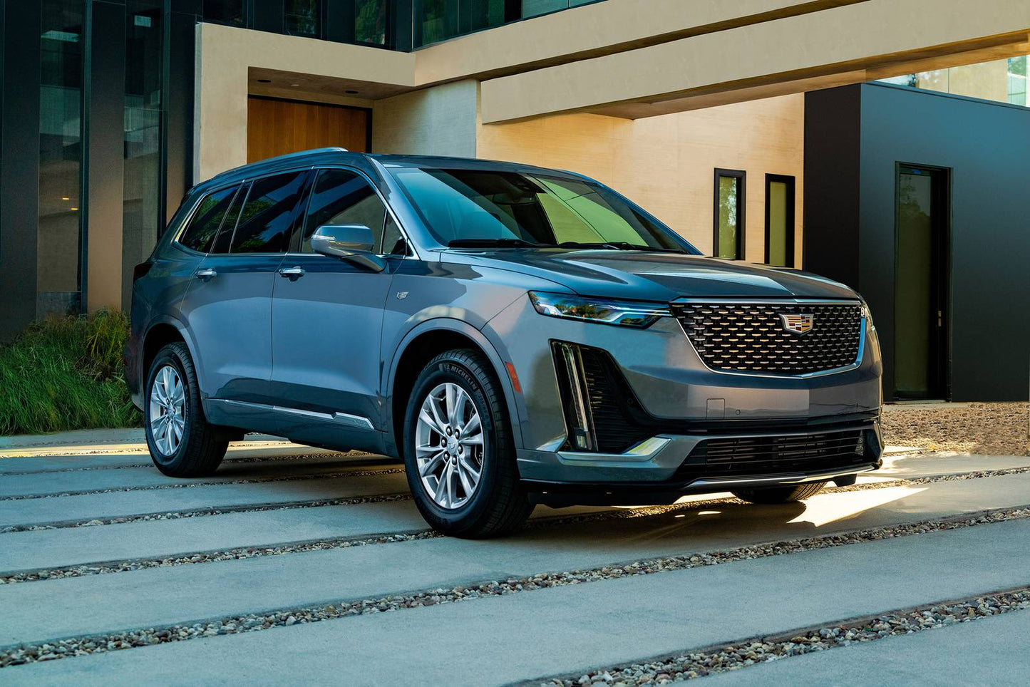 2025 Cadillac XT6 Premium Luxury 4dr SUV AWD (3.6L 6cyl 9A)
