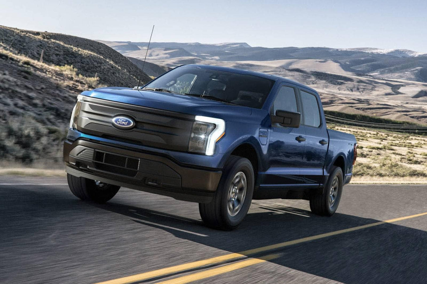 2025 Ford F-150 Lightning Flash 4dr SuperCrew 4WD SB (electric DD)