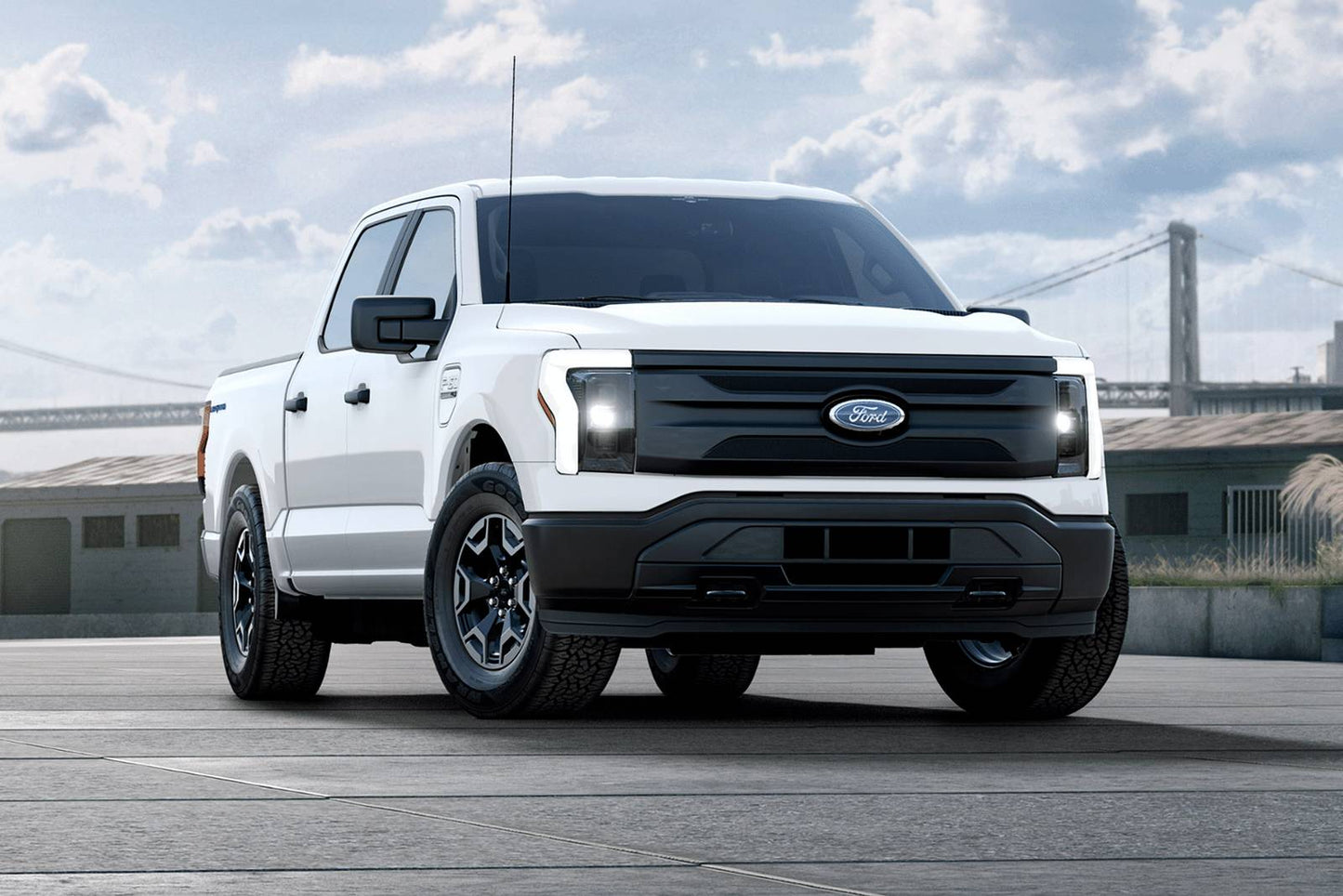 2025 Ford F-150 Lightning Flash 4dr SuperCrew 4WD SB (electric DD)