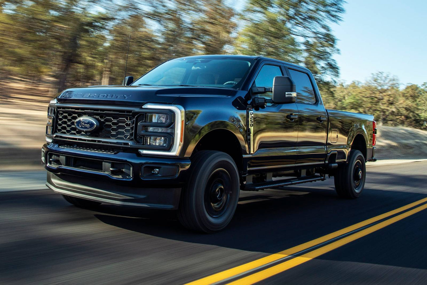 2025 Ford F-250 Super Duty XL 4dr SuperCab LB (6.8L 8cyl 10A)
