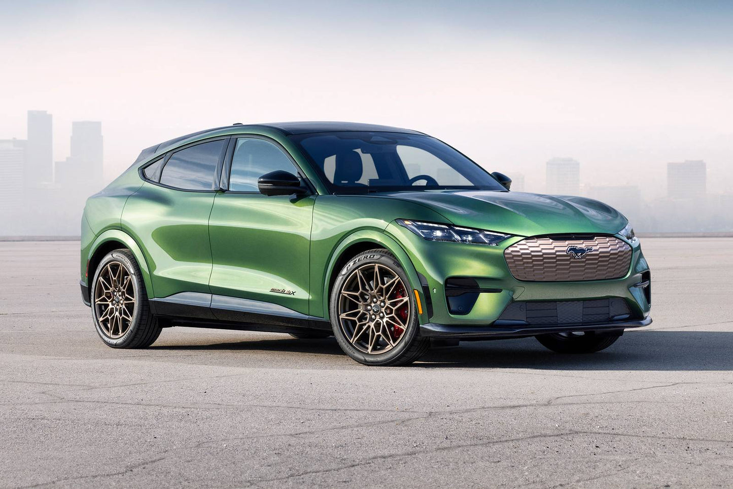 2025 Ford Mustang Mach-E Premium 4dr Hatchback (electric DD)