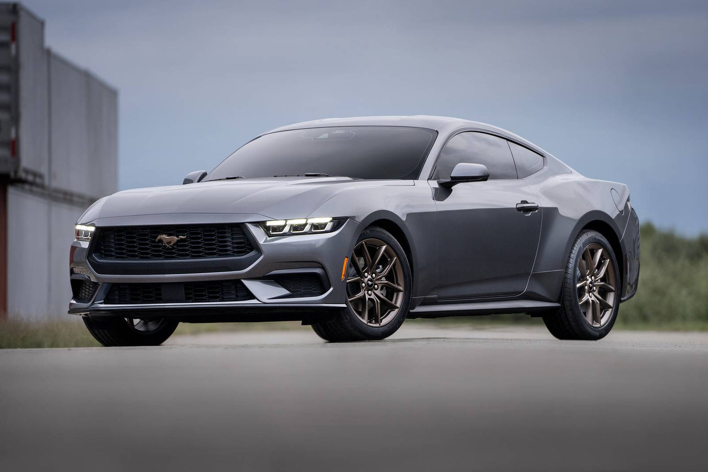 2025 Ford Mustang EcoBoost 2dr Coupe (2.3L 4cyl Turbo 10A)