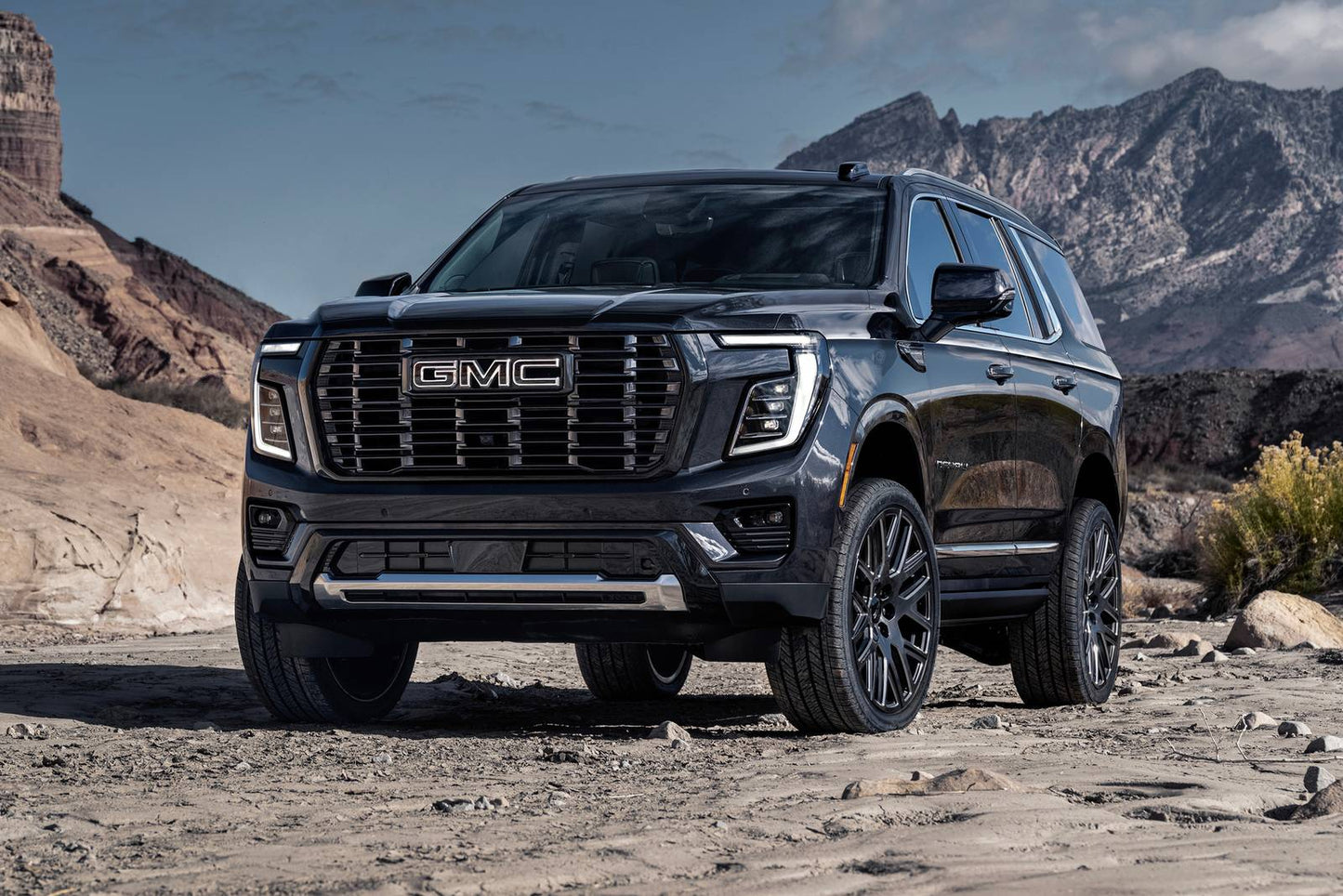 2025 GMC Yukon AT4 Ultimate 4dr SUV 4WD (6.2L 8cyl 10A)