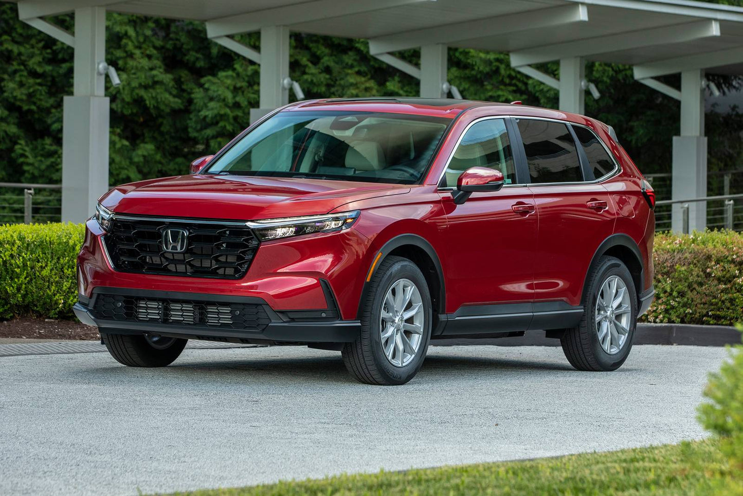 2025 Honda CR-V Sport-L Hybrid 4dr SUV (2.0L 4cyl gas/electric hybrid EVT)