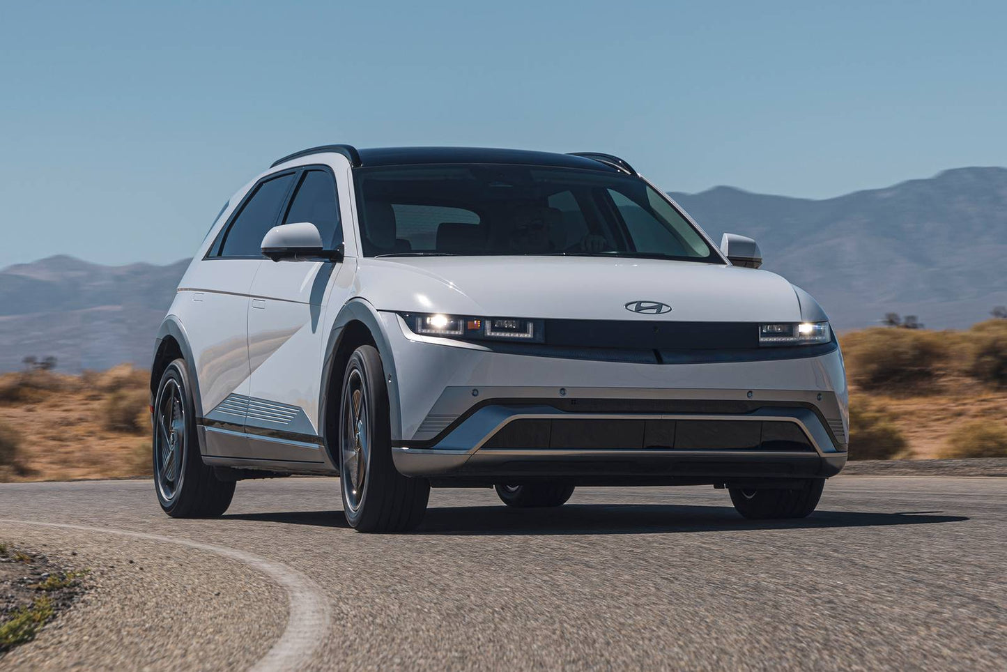 2025 Hyundai IONIQ 5 Limited 4dr SUV (electric DD)