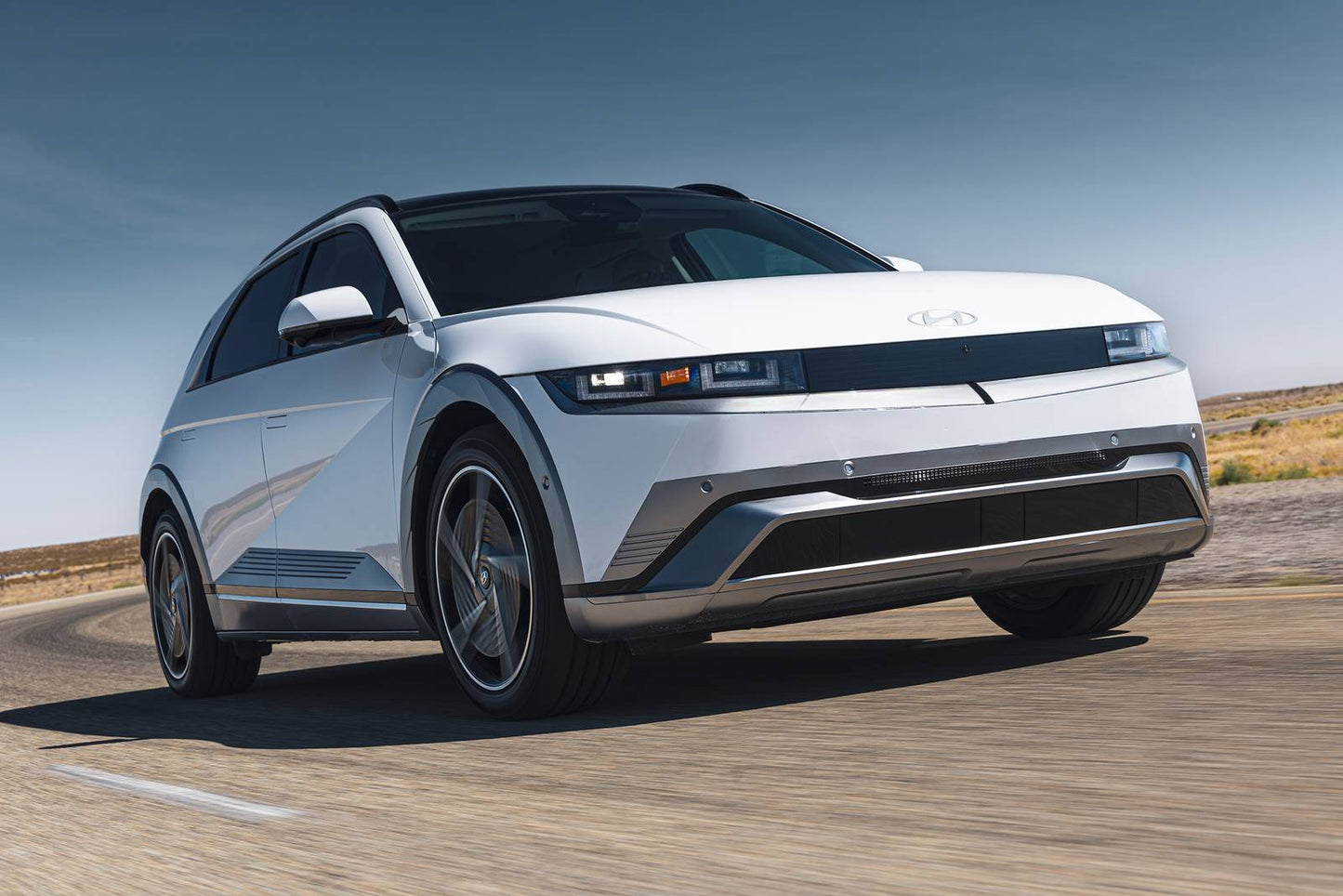 2025 Hyundai IONIQ 5 Limited 4dr SUV (electric DD)