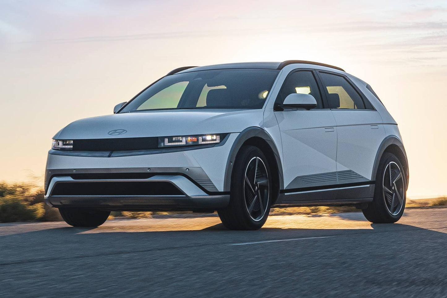 2025 Hyundai IONIQ 5 Limited 4dr SUV (electric DD)