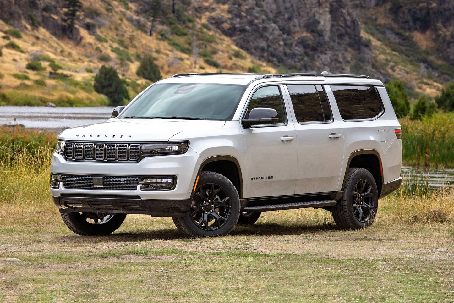 2025 Jeep Wagoneer L Series II Limited 4dr SUV 4WD (3.0L 6cyl Turbo 8A)