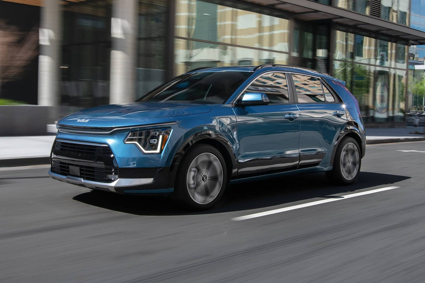 2025 Kia Niro Plug-In Hybrid EX 4dr SUV (1.6L 4cyl gas/electric plug-in hybrid 6AM)