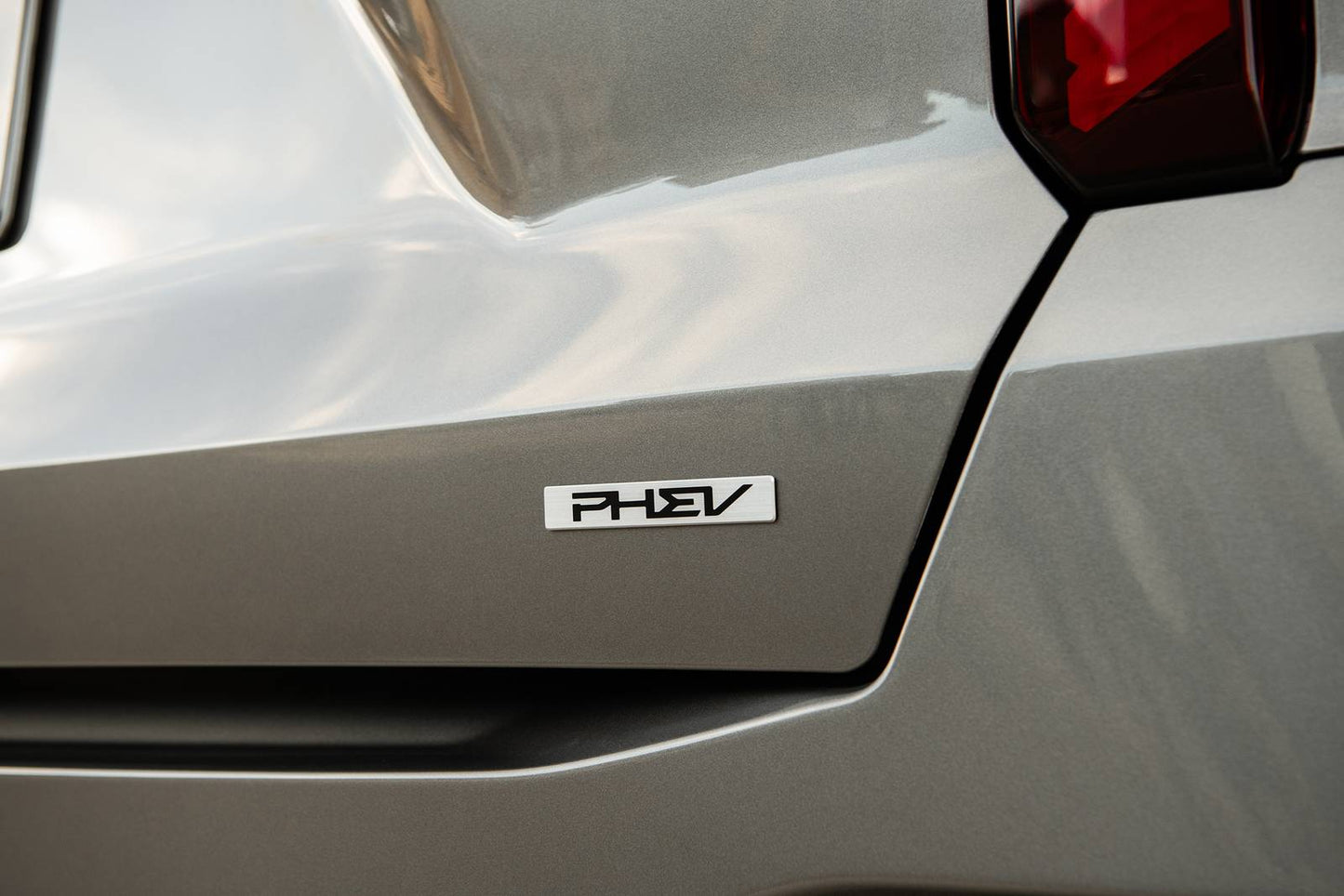 2025 Kia Sorento Plug-In Hybrid SX Prestige 4dr SUV AWD (1.6L 4cyl Turbo gas/electric plug-in hybrid 6A)