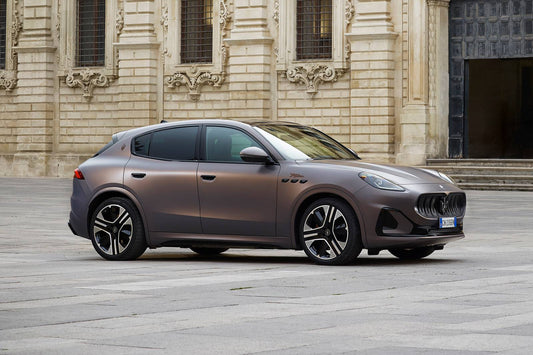 2025 Maserati Grecale Folgore 4dr SUV AWD (electric DD)