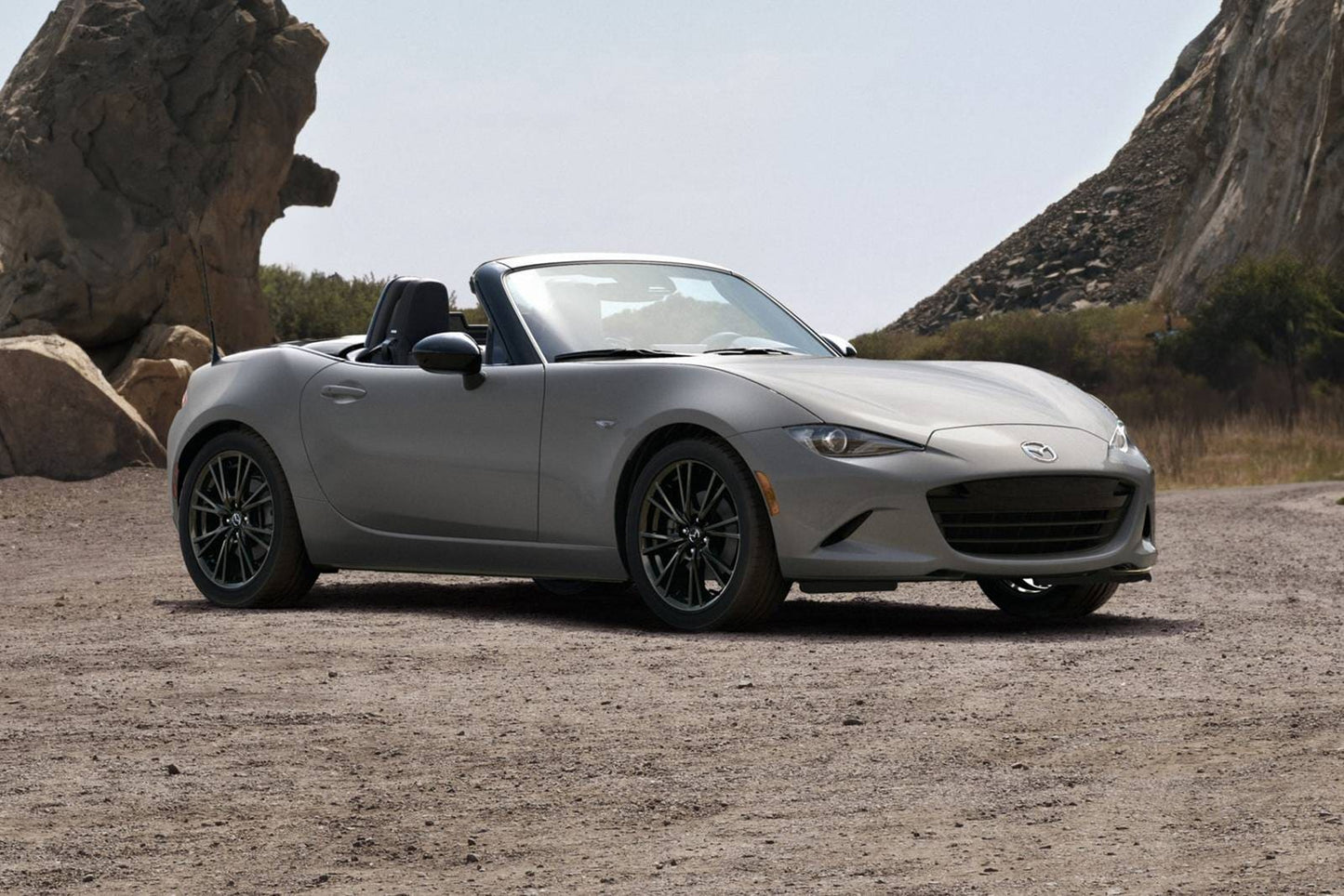 2025 Mazda MX-5 Miata Sport 2dr Convertible (2.0L 4cyl 6M)