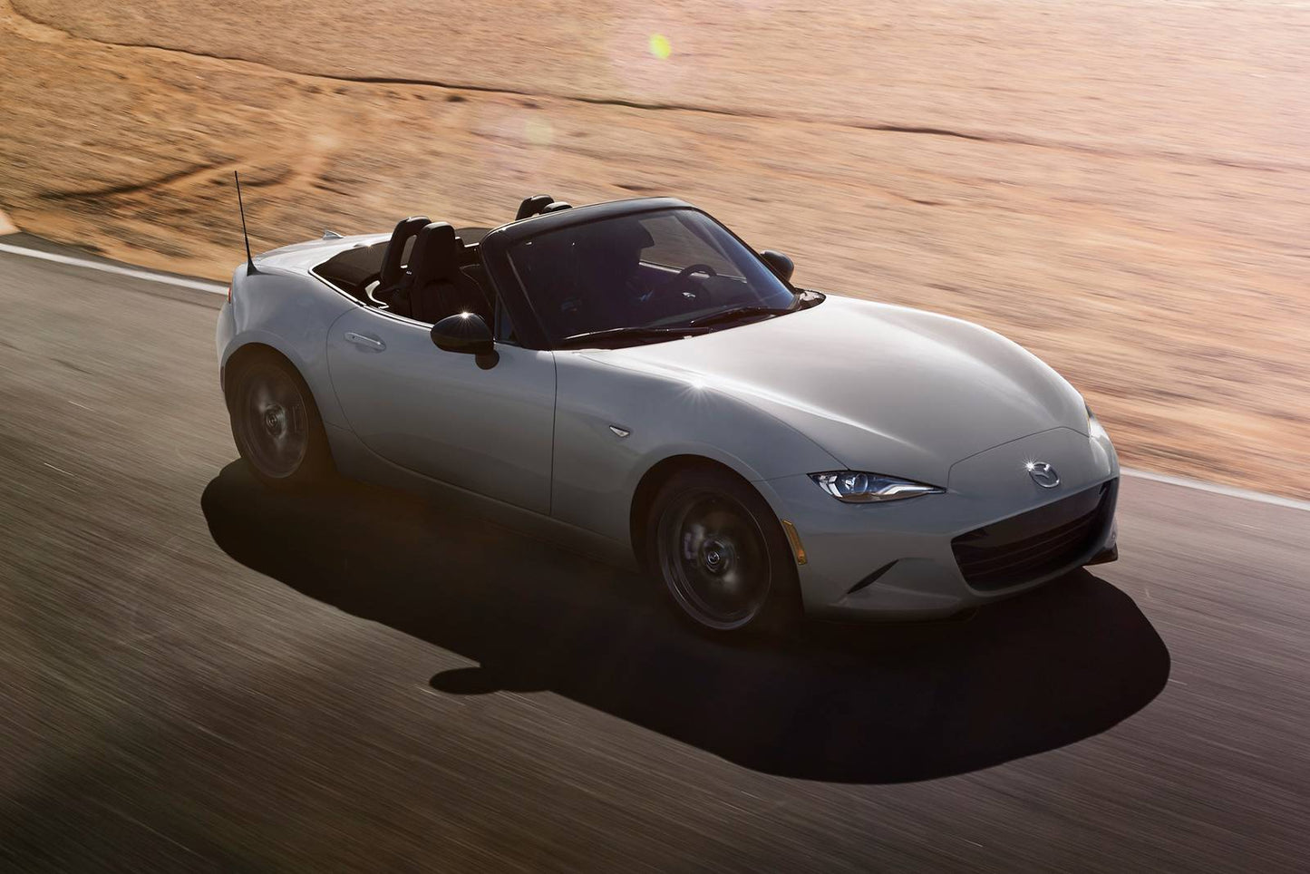2025 Mazda MX-5 Miata Sport 2dr Convertible (2.0L 4cyl 6M)