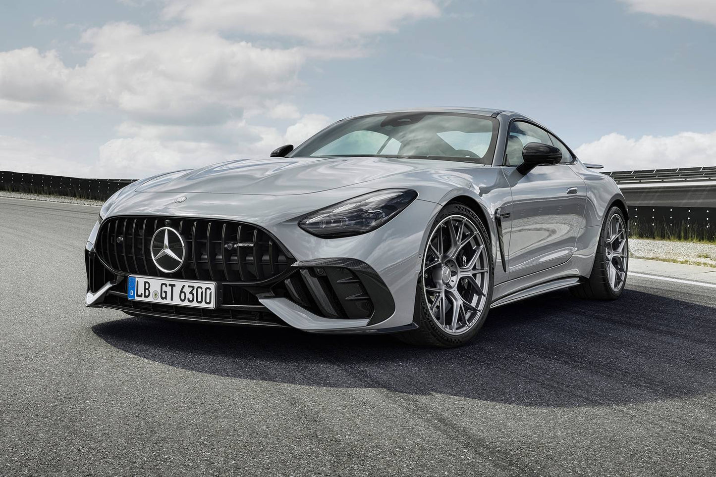 2025 Mercedes-Benz AMG GT 53 4dr Sedan AWD (3.0L 6cyl Twincharger gas/electric mild hybrid 9A)