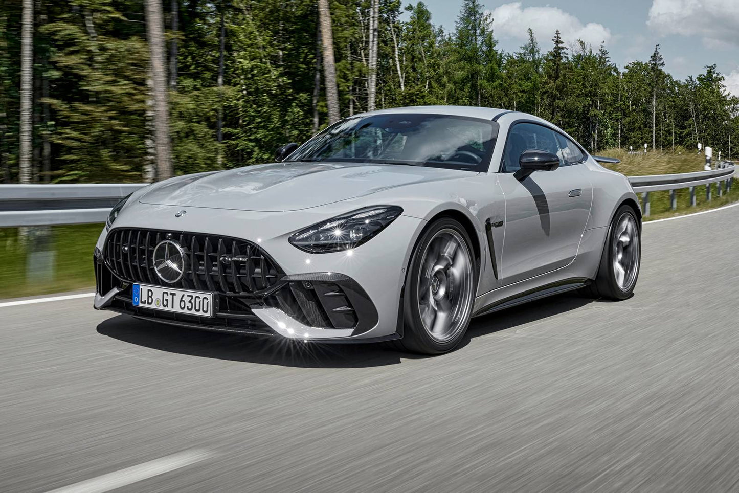 2025 Mercedes-Benz AMG GT 63 4dr Sedan AWD (4.0L 8cyl Turbo 9A)