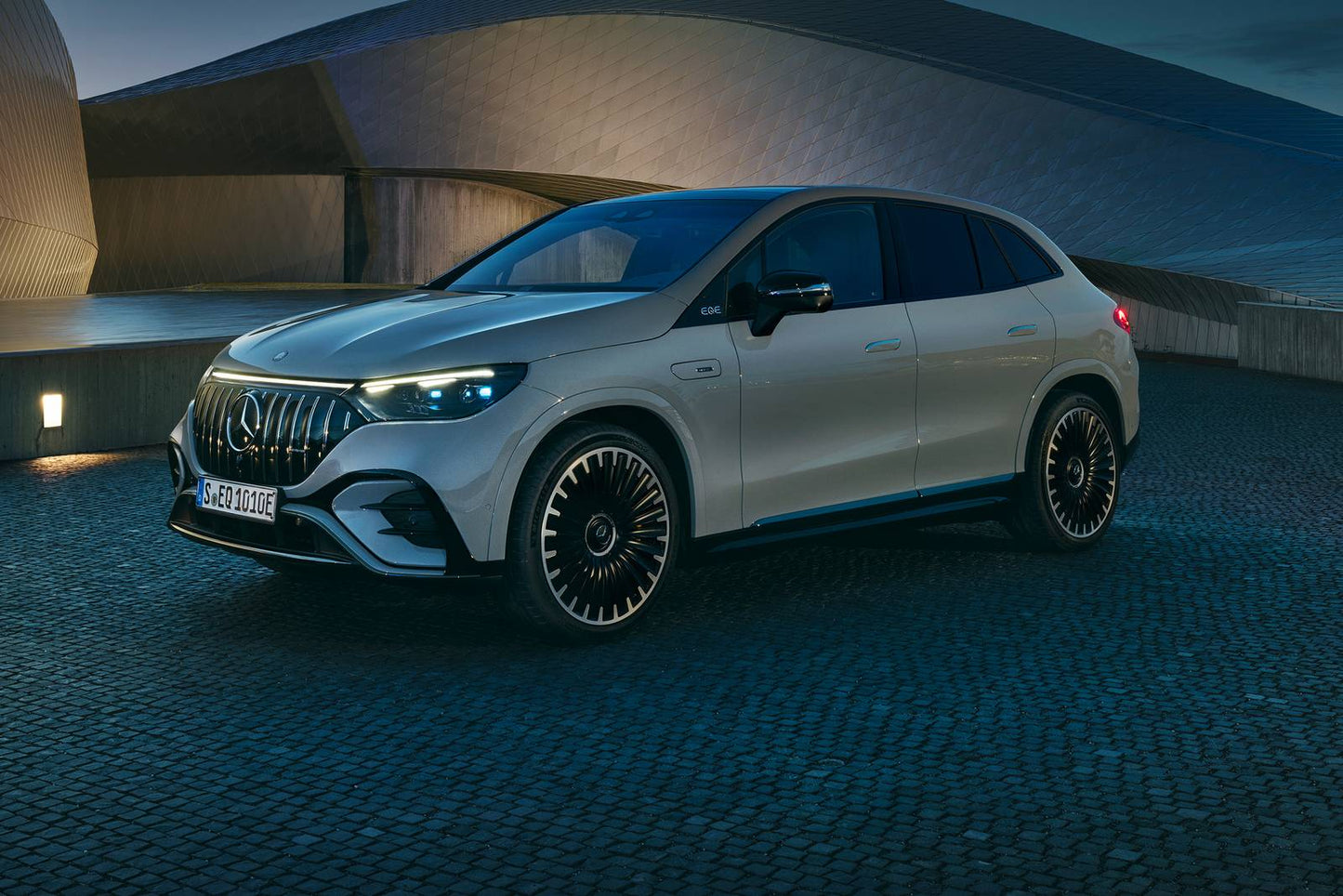 2025 Mercedes-Benz EQE SUV AMG EQE 4dr SUV AWD (electric DD)