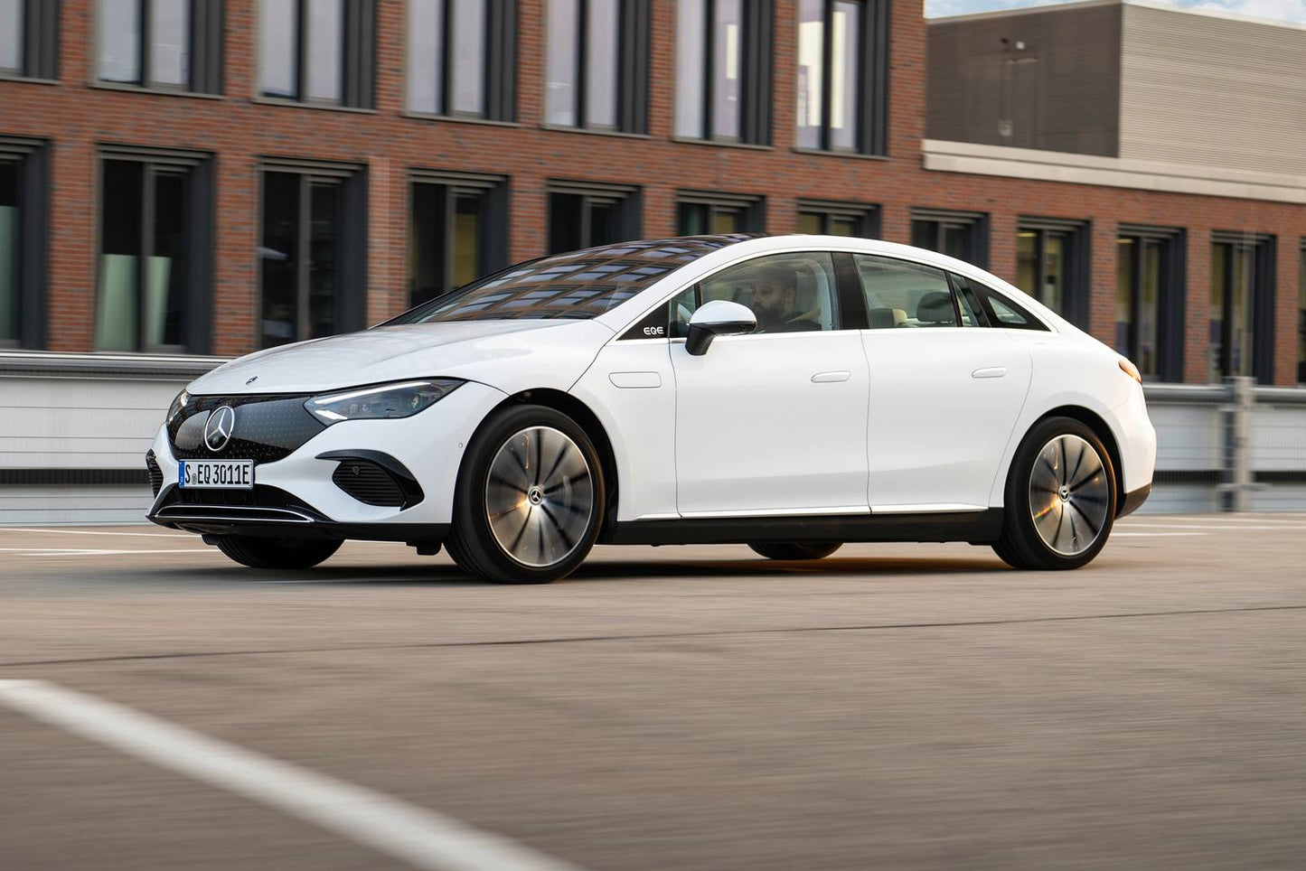 2025 Mercedes-Benz EQE AMG EQE 4dr Sedan AWD (electric DD)