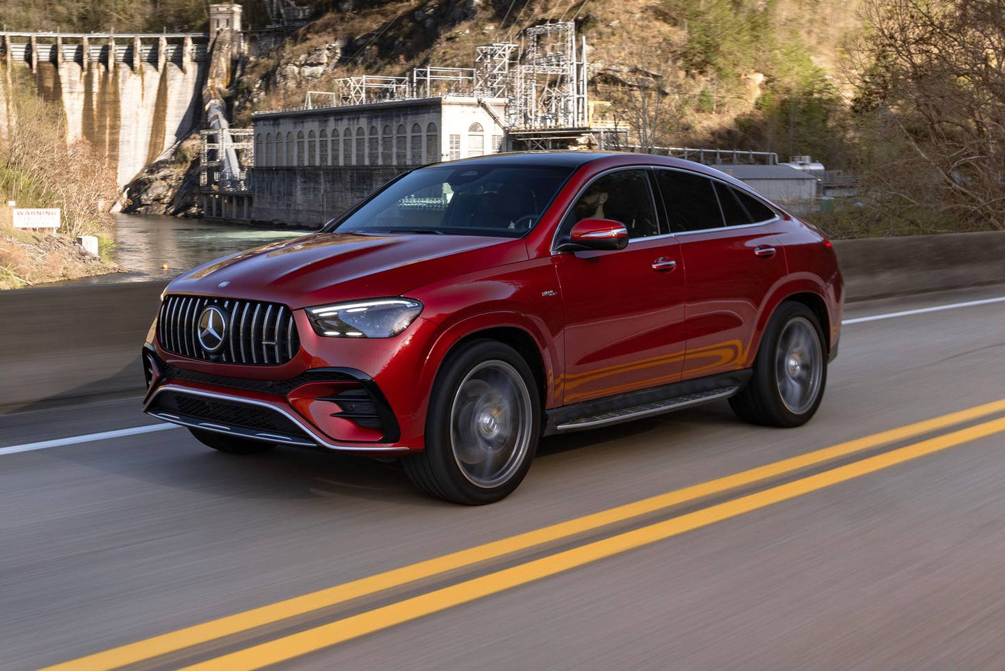 2025 Mercedes-Benz GLE-Class Coupe AMG GLE 63 S 4dr SUV AWD (4.0L 8cyl Turbo gas/electric mild hybrid 9A)