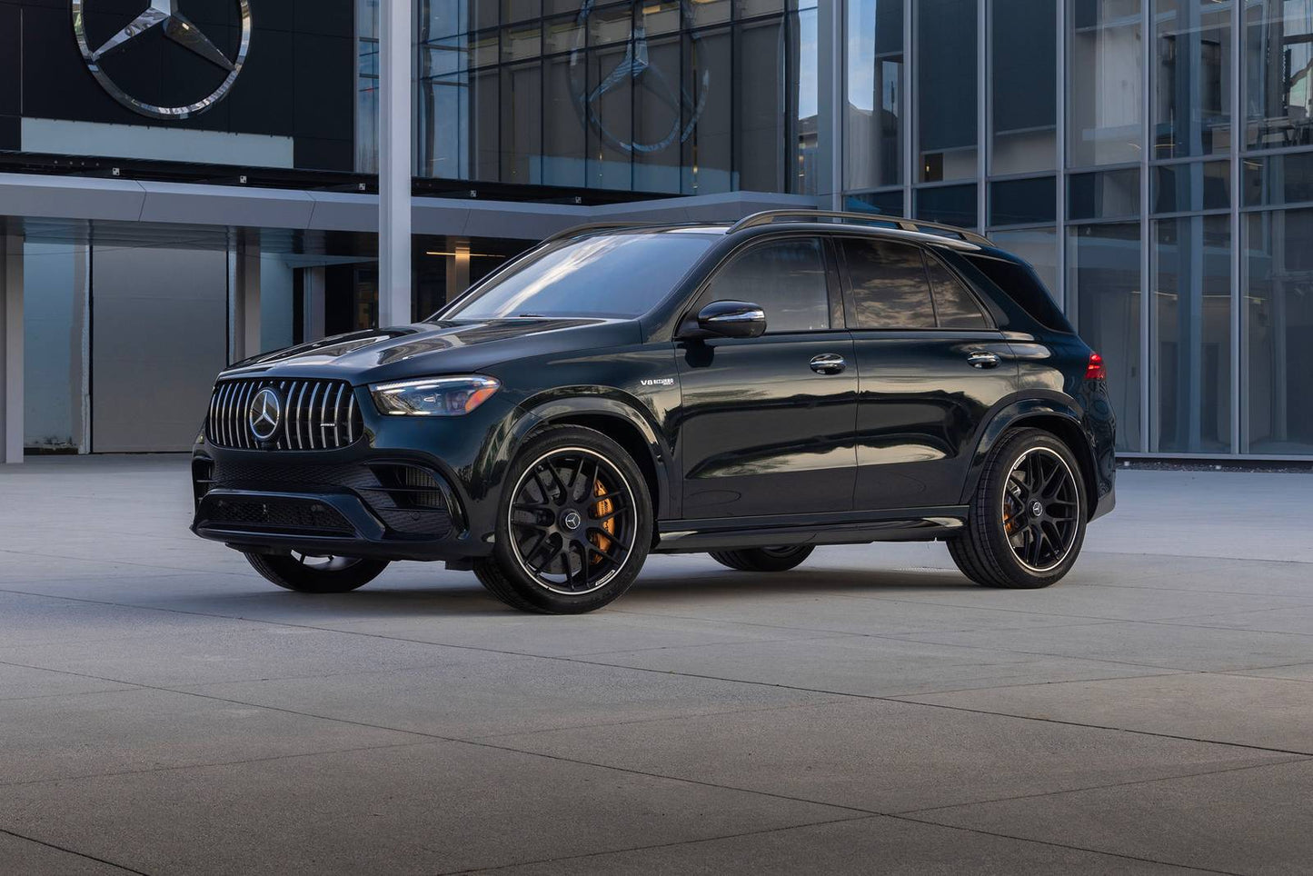 2025 Mercedes-Benz GLE-Class GLE 350 4dr SUV (2.0L 4cyl Turbo gas/electric mild hybrid 9A)
