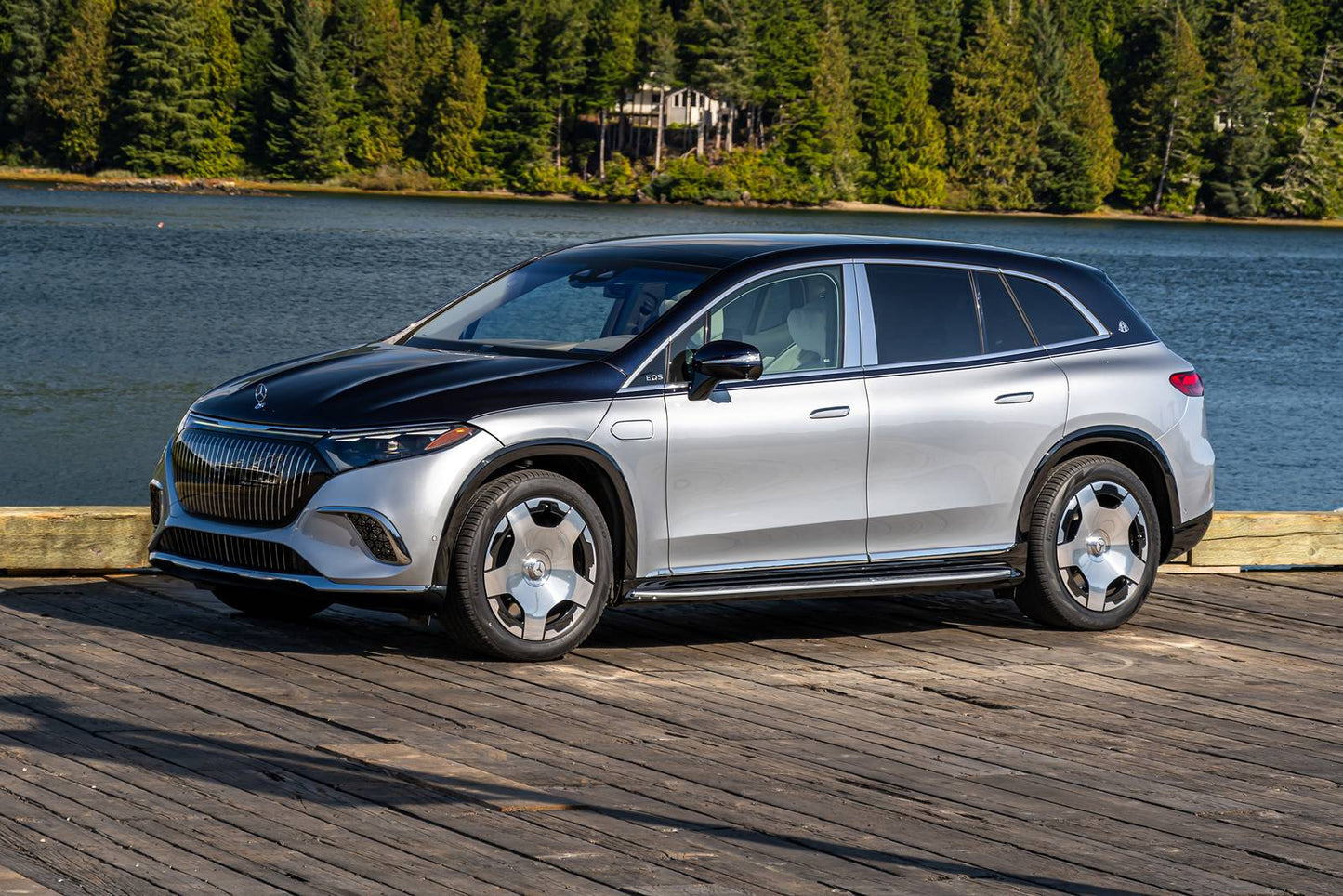 2025 Mercedes-Benz Maybach EQS SUV EQS 680 4dr SUV AWD (electric DD)