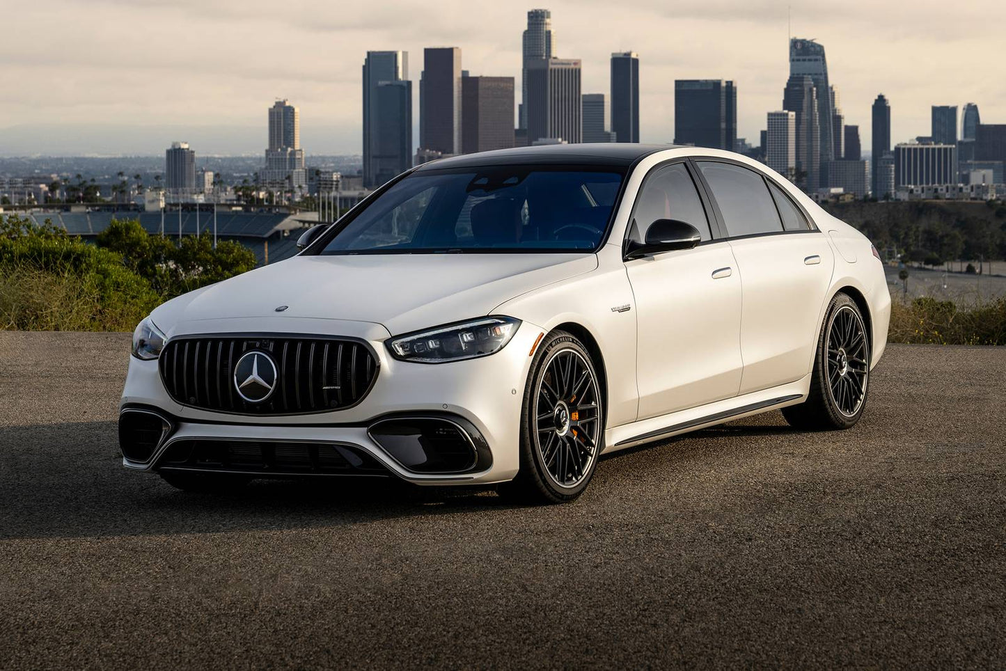 2025 Mercedes-Benz S-Class S 500 4MATIC 4dr Sedan AWD (3.0L 6cyl Twincharger gas/electric mild hybrid 9A)