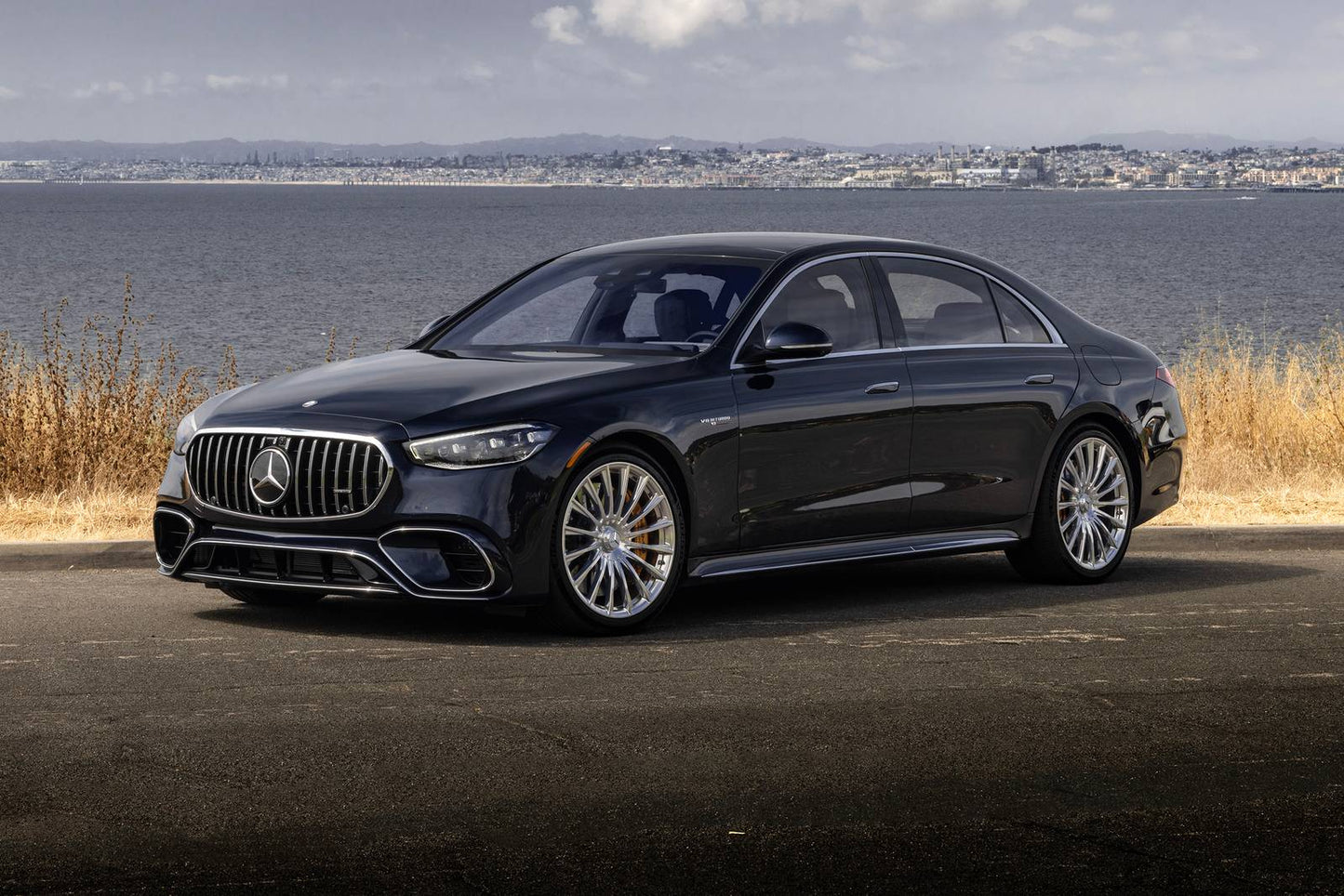 2025 Mercedes-Benz S-Class S 500 4MATIC 4dr Sedan AWD (3.0L 6cyl Twincharger gas/electric mild hybrid 9A)