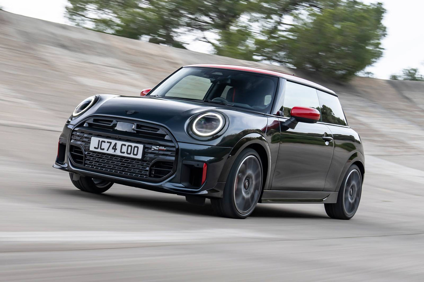 2025 MINI Cooper JCW Signature Plus 2dr Convertible (2.0L 4cyl Turbo 7AM)