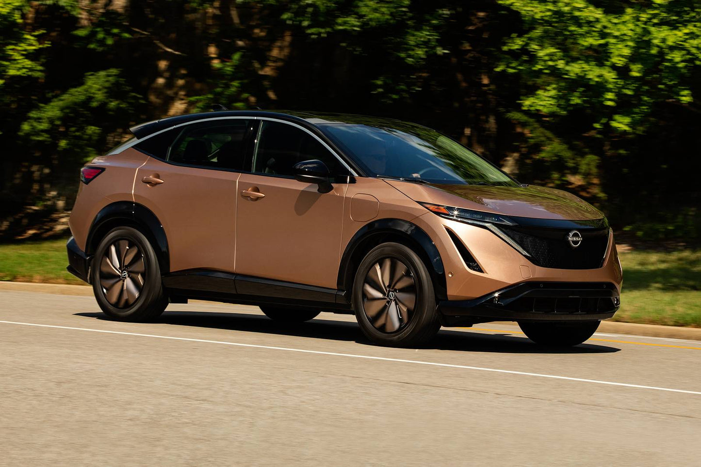 2025 Nissan ARIYA Platinum+ e-4ORCE 4dr SUV AWD w/20" Wheels (electric DD)