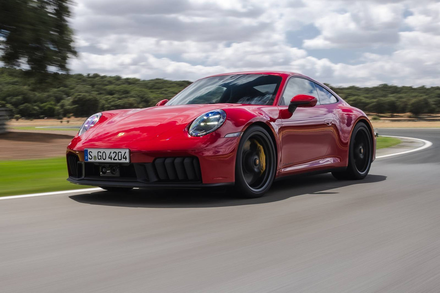 2025 Porsche 911 Carrera GTS 2dr Convertible (3.6L 6cyl Turbo gas/electric hybrid 8AM)