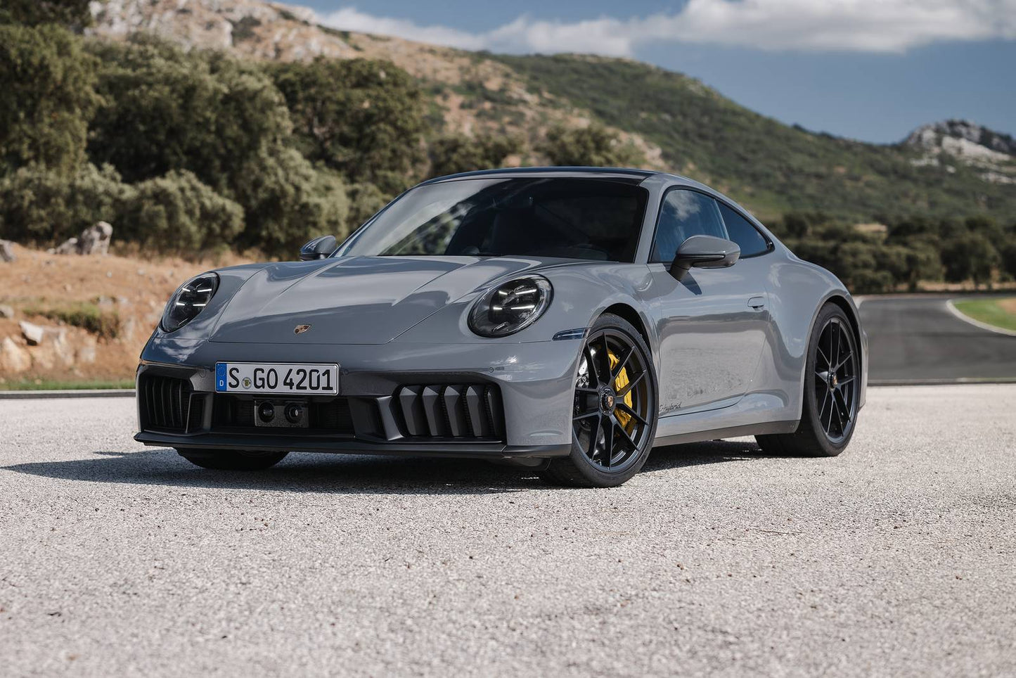 2025 Porsche 911 Carrera S 2dr Coupe (3.0L 6cyl Turbo 8AM)