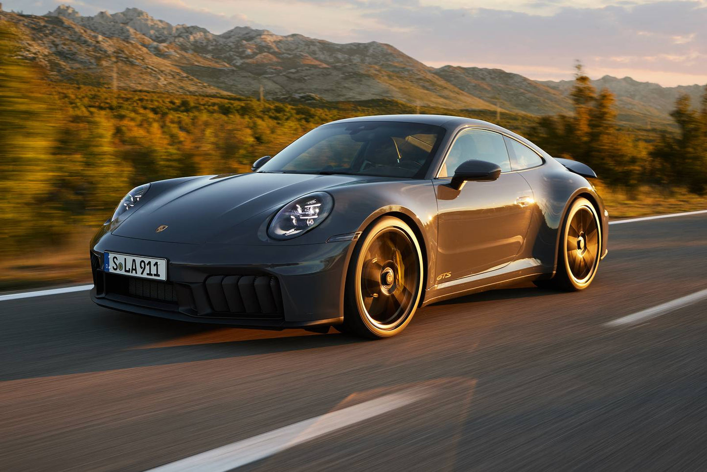 2025 Porsche 911 Carrera S 2dr Coupe (3.0L 6cyl Turbo 8AM)