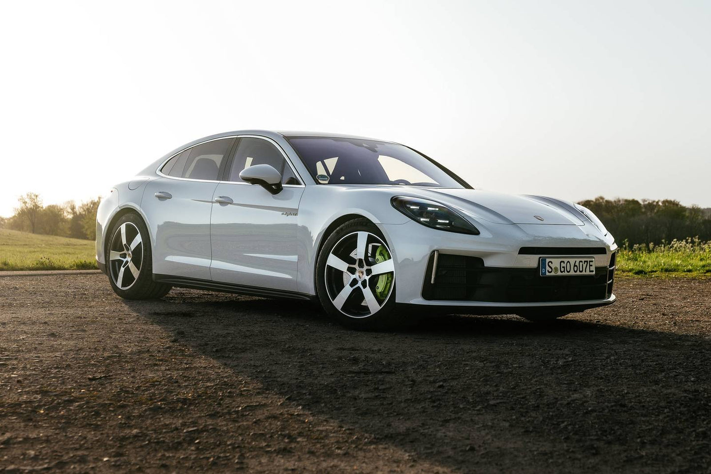 2025 Porsche Panamera Turbo S E-Hybrid 4dr Sedan AWD (4.0L 8cyl Turbo gas/electric plug-in hybrid 8AM)