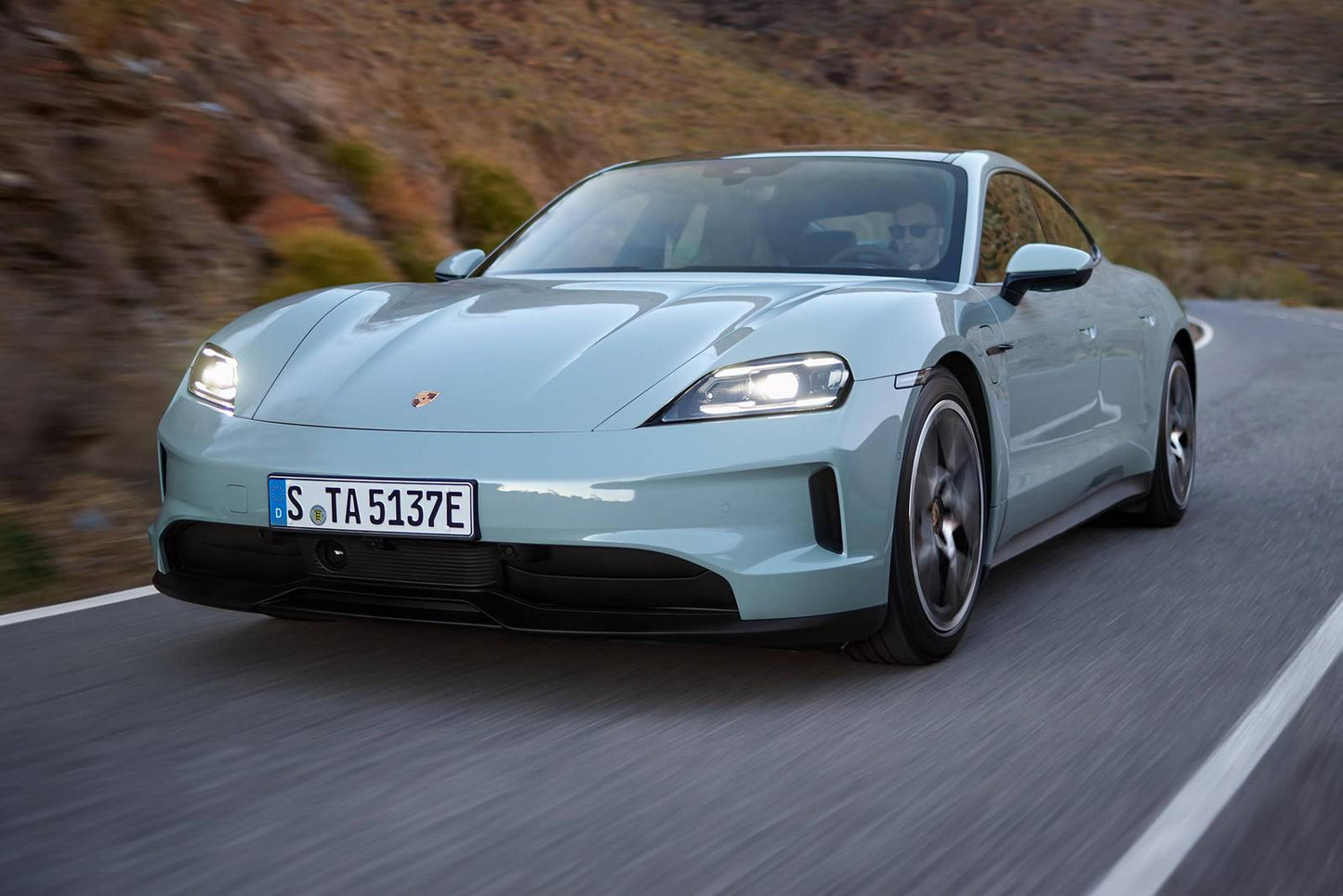2025 Porsche Taycan 4 Cross Turismo 4dr Wagon AWD (electric 2A)