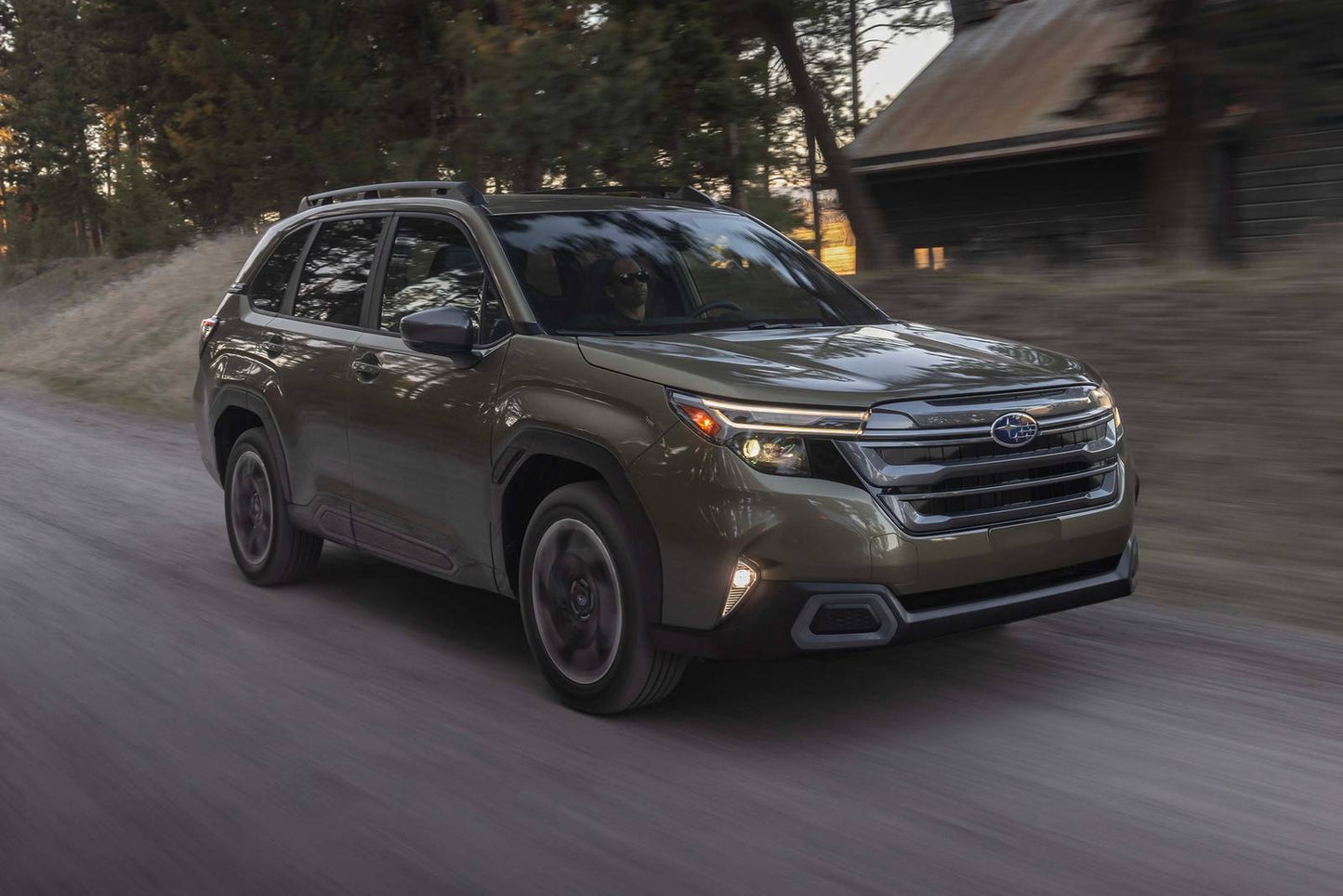 2025 Subaru Forester Touring Hybrid 4dr SUV AWD (2.5L 4cyl gas/electric hybrid CVT)