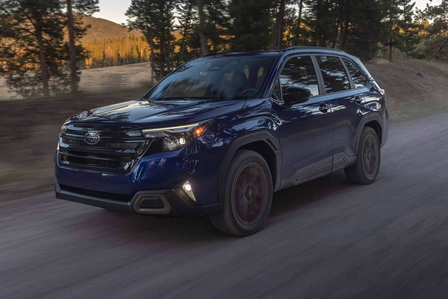 2025 Subaru Forester Premium Hybrid 4dr SUV AWD (2.5L 4cyl gas/electric hybrid CVT)