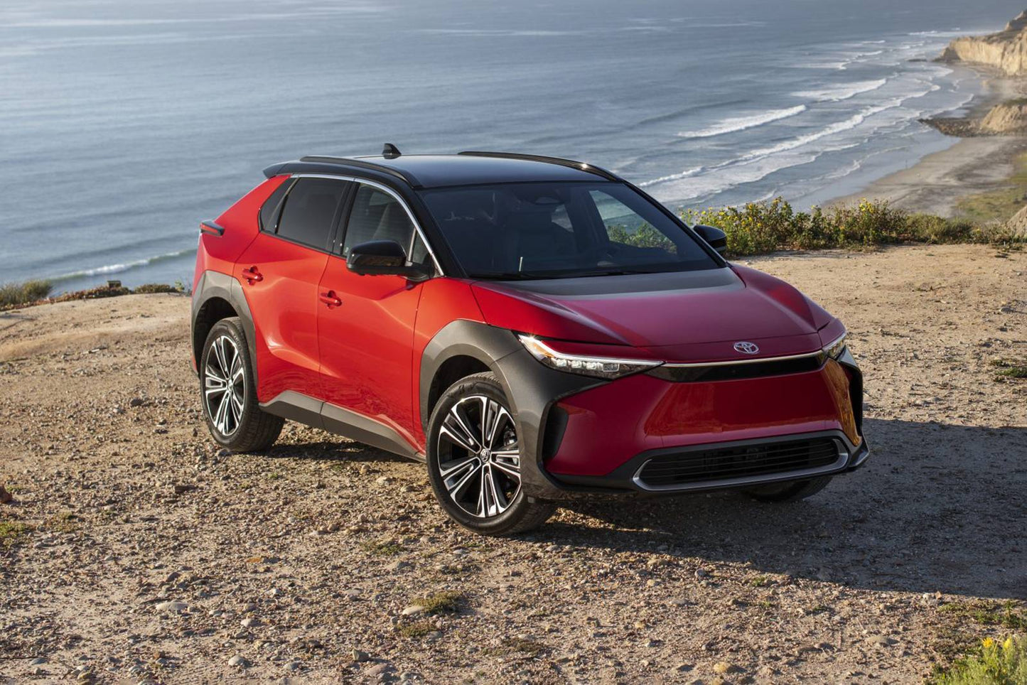 2025 Toyota bZ4X XLE 4dr SUV (electric DD)