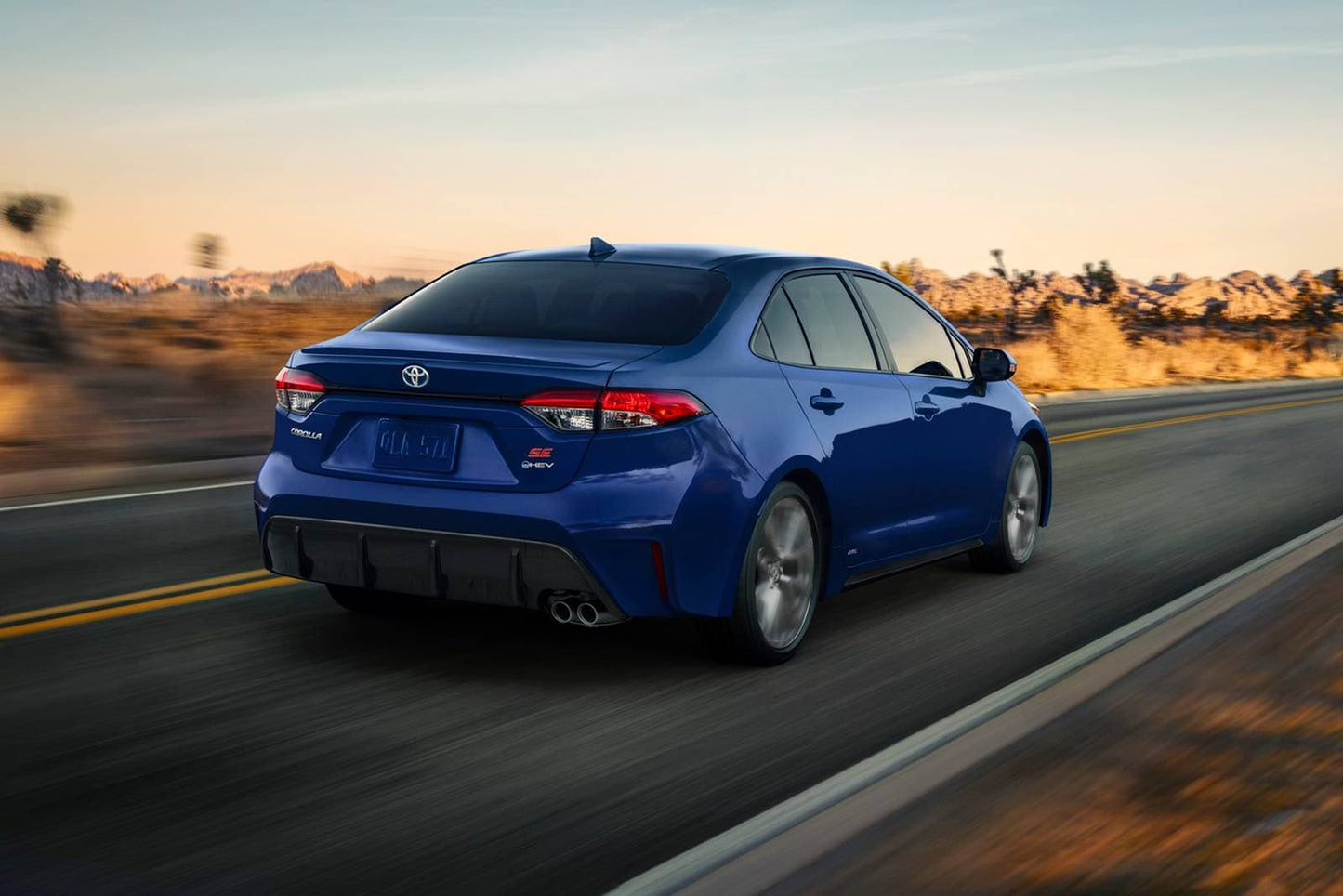 2025 Toyota Corolla Hybrid SE 4dr Sedan (1.8L 4cyl gas/electric hybrid CVT)