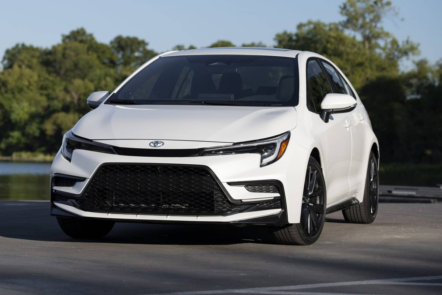 2025 Toyota Corolla LE 4dr Sedan (2.0L 4cyl CVT)