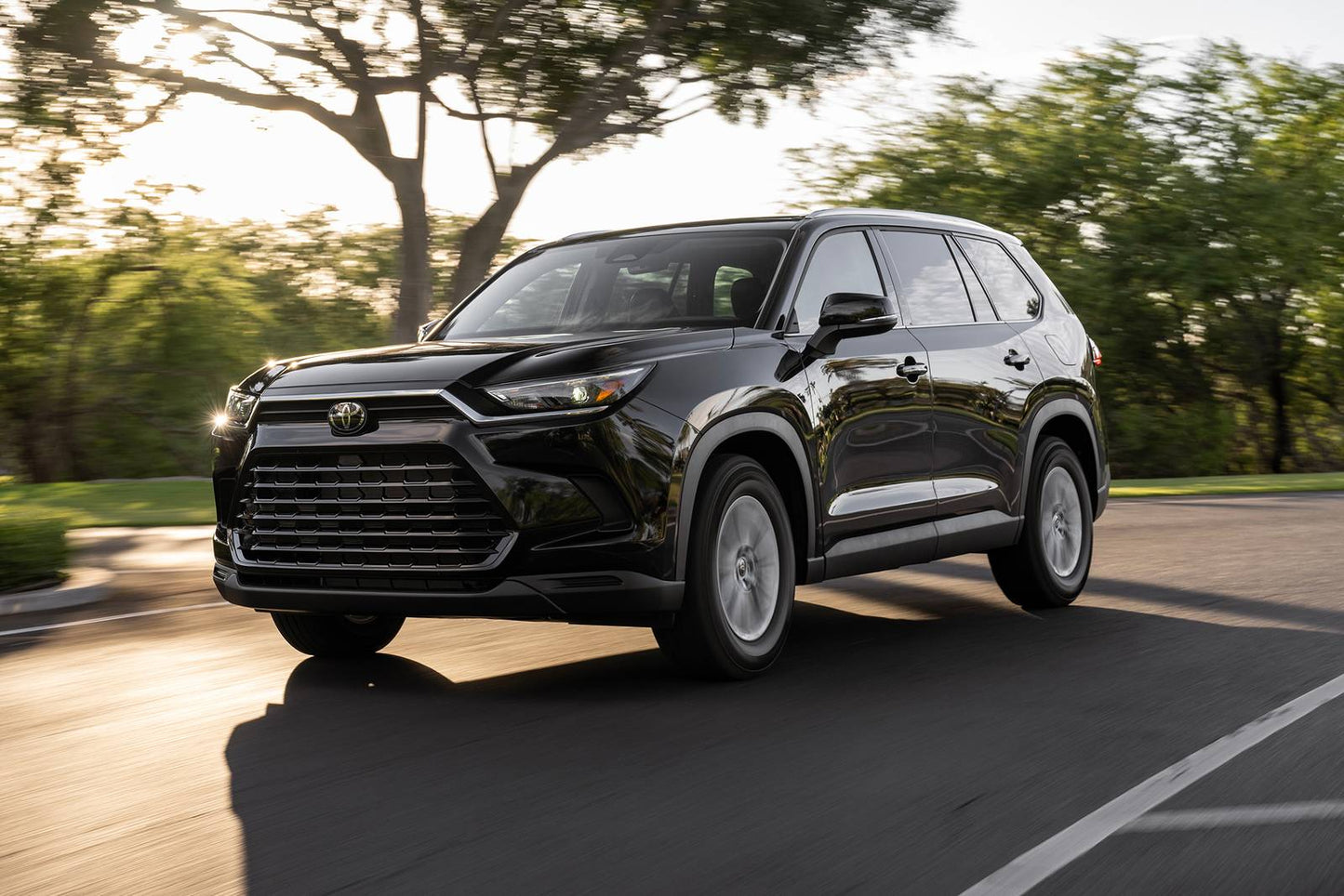 2025 Toyota Grand Highlander LE 4dr SUV AWD (2.4L 4cyl Turbo 8A)