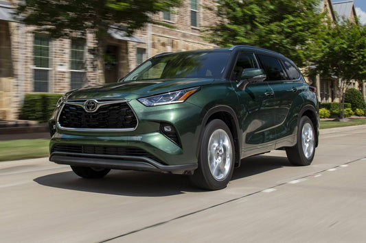 2025 Toyota Highlander LE 4dr SUV (2.4L 4cyl Turbo 8A)