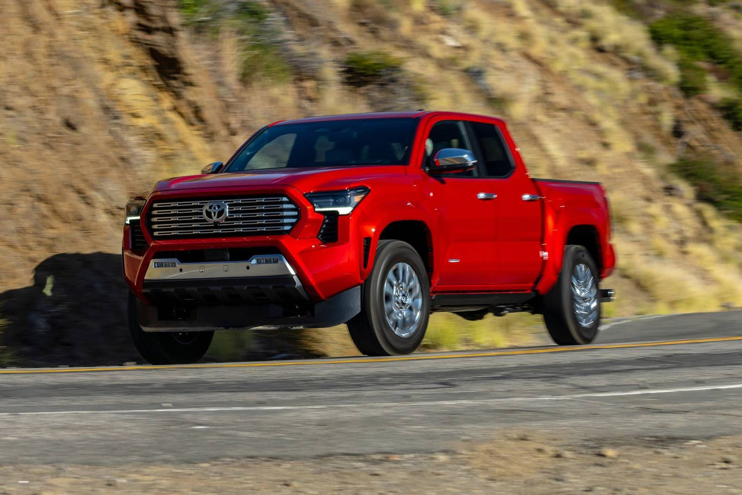 2025 Toyota Tacoma TRD Off-Road 4dr Double Cab 4WD 5.0 ft. SB (2.4L 4cyl Turbo gas/electric hybrid 8A)