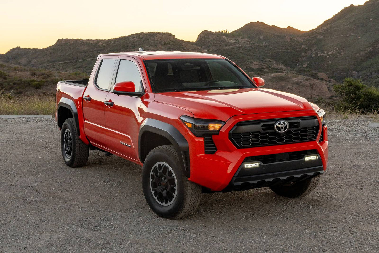 2025 Toyota Tacoma TRD Sport 4dr Double Cab 4WD 5.0 ft. SB (2.4L 4cyl Turbo gas/electric hybrid 8A)