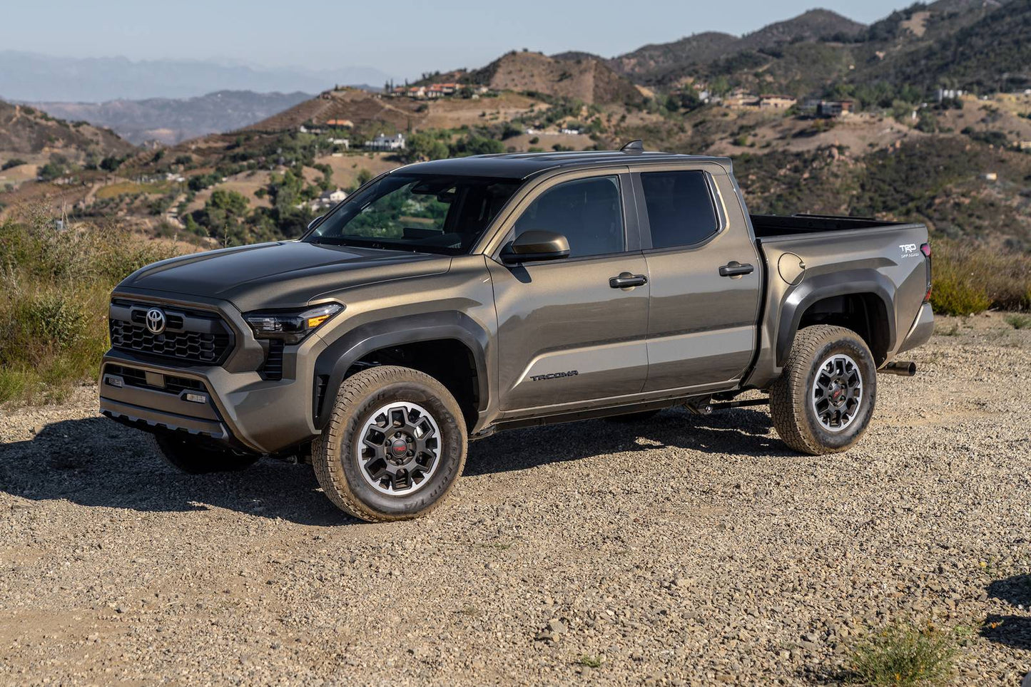 2025 Toyota Tacoma TRD Off-Road 4dr Double Cab 4WD 5.0 ft. SB (2.4L 4cyl Turbo gas/electric hybrid 8A)