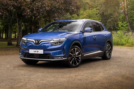 2025 VinFast VF 8 PLUS 4dr SUV AWD (electric DD)