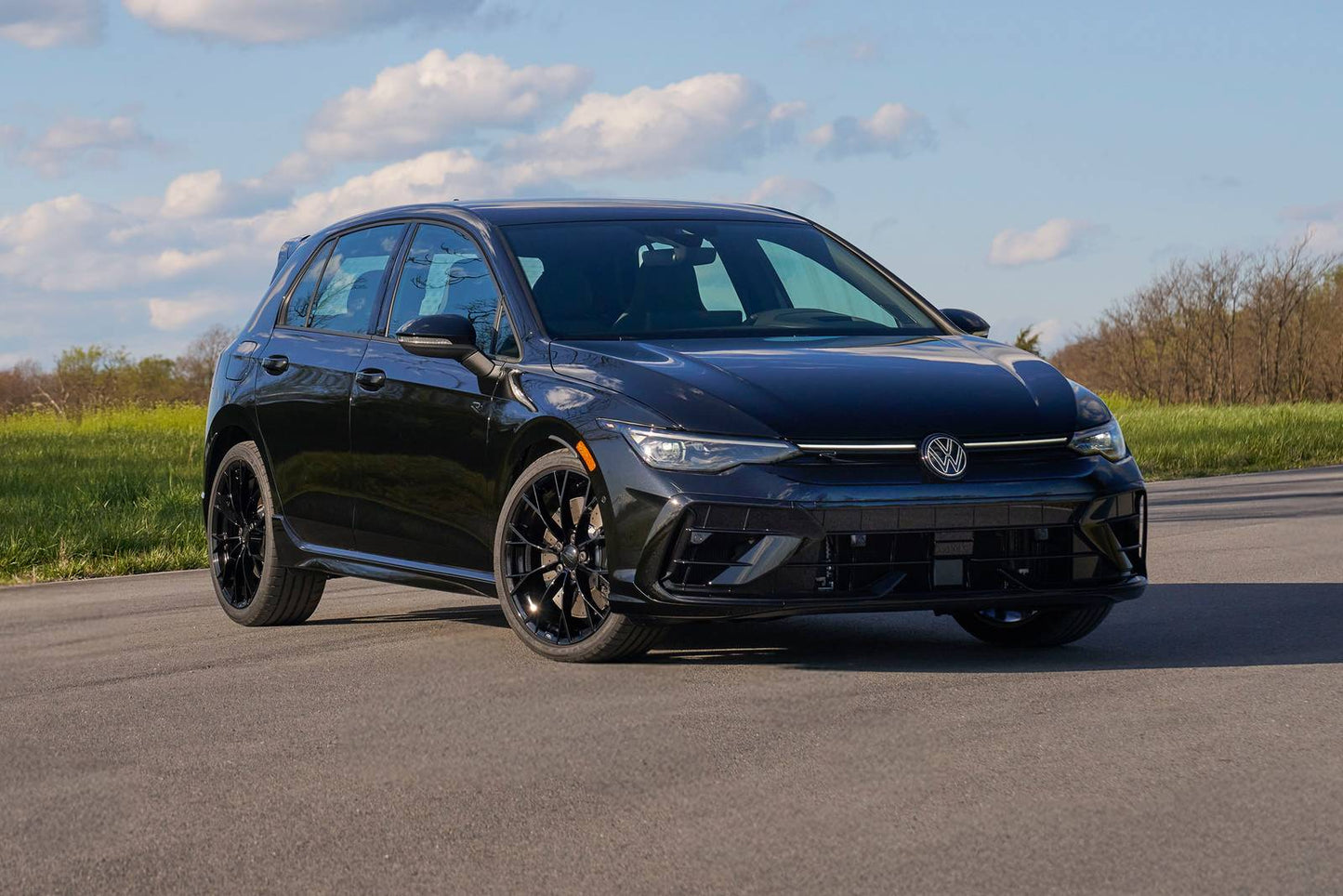 2025 Volkswagen Golf R Black Edition 4dr Hatchback AWD (2.0L 4cyl Turbo 7AM)