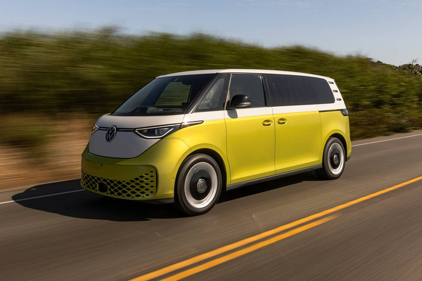 2025 Volkswagen ID. Buzz Pro S 4dr Minivan (electric DD)