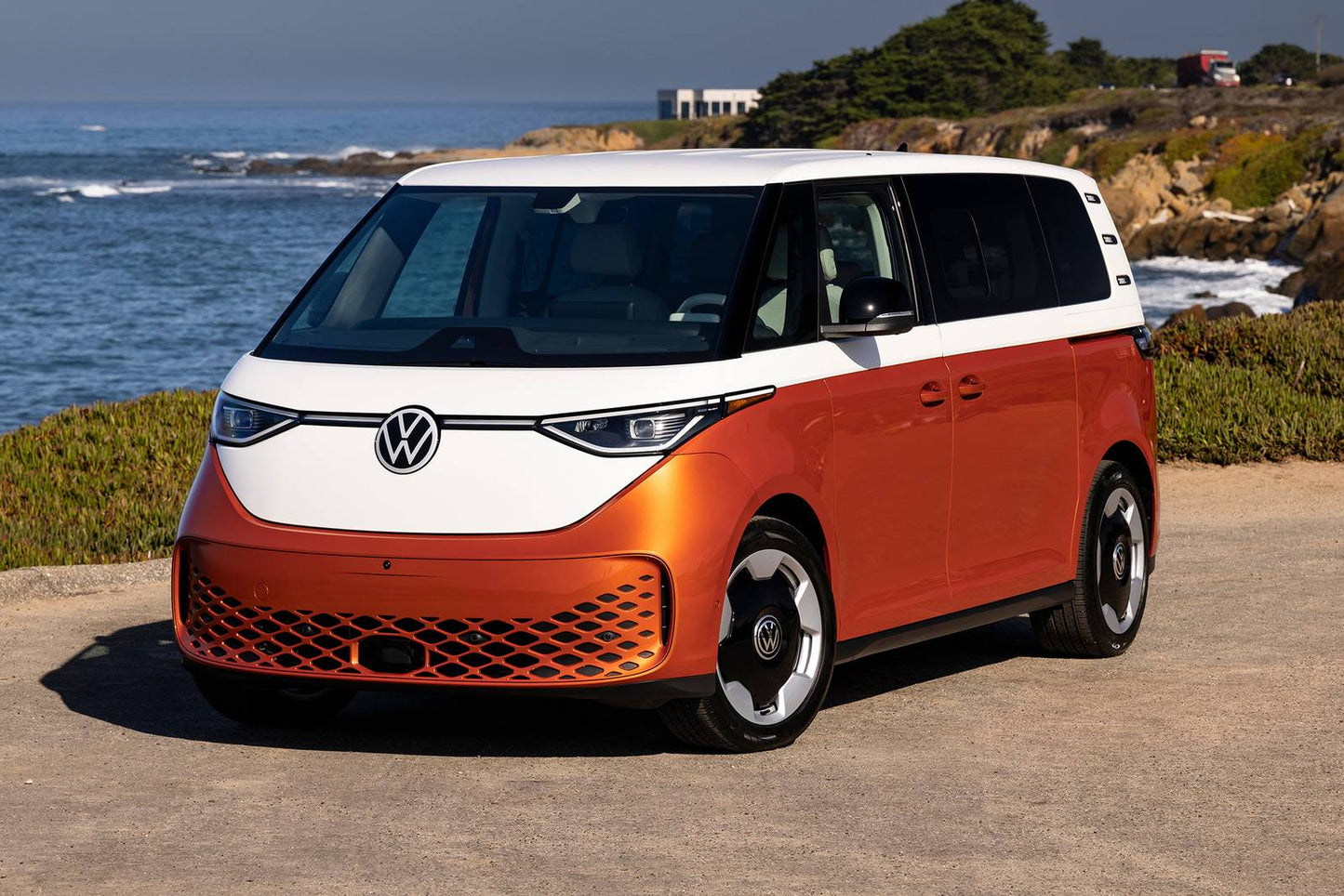 2025 Volkswagen ID. Buzz Pro S Plus 4dr Minivan (electric DD)